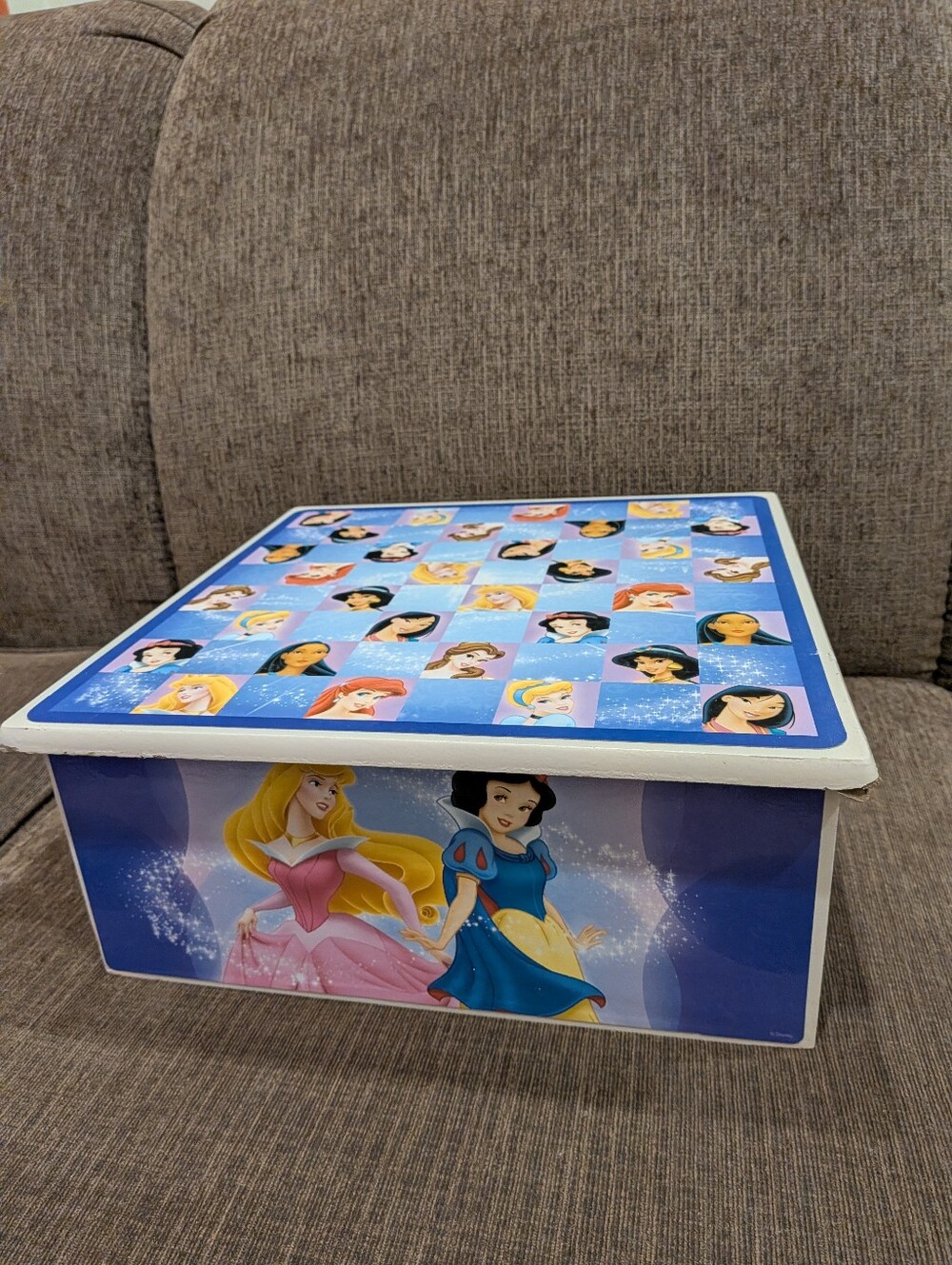 Disney Princess Box - Picture 4 of 10